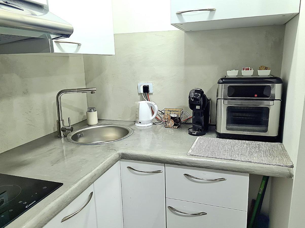 Apartment אודינה מראה חיצוני תמונה